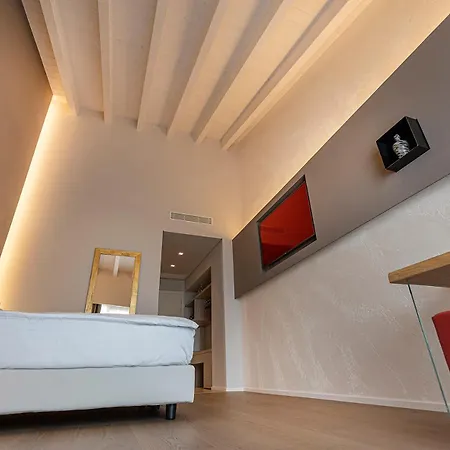 Monte Baldo ホテル 3*