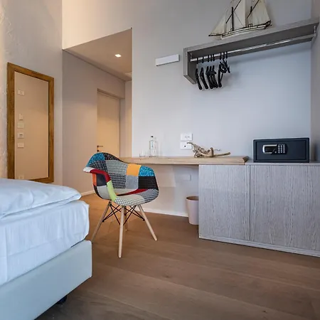 Monte Baldo ホテル マルチェージネ