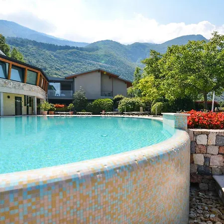 Monte Baldo 3* マルチェージネ